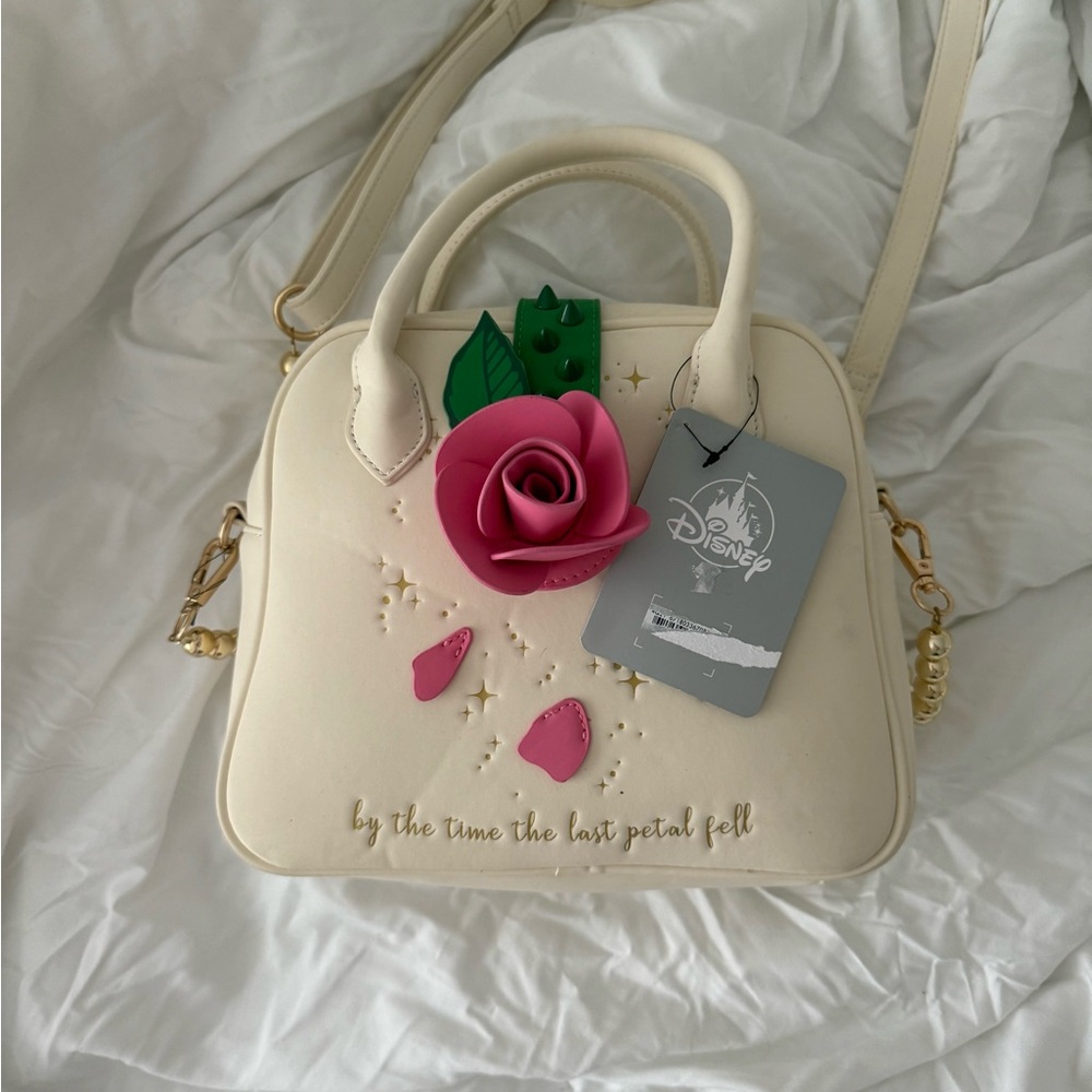 Loungefly purse NWT